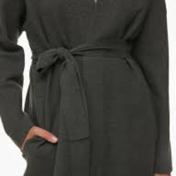 Wilfred Free Daylily Robe - Picture 3 of 5